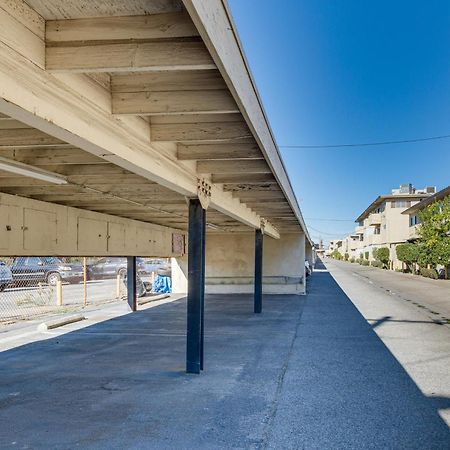 Los Angeles Townhome Off-Street Parking And Balcony Exterior photo